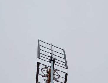 Mastil y cableado de television en Soto del Real